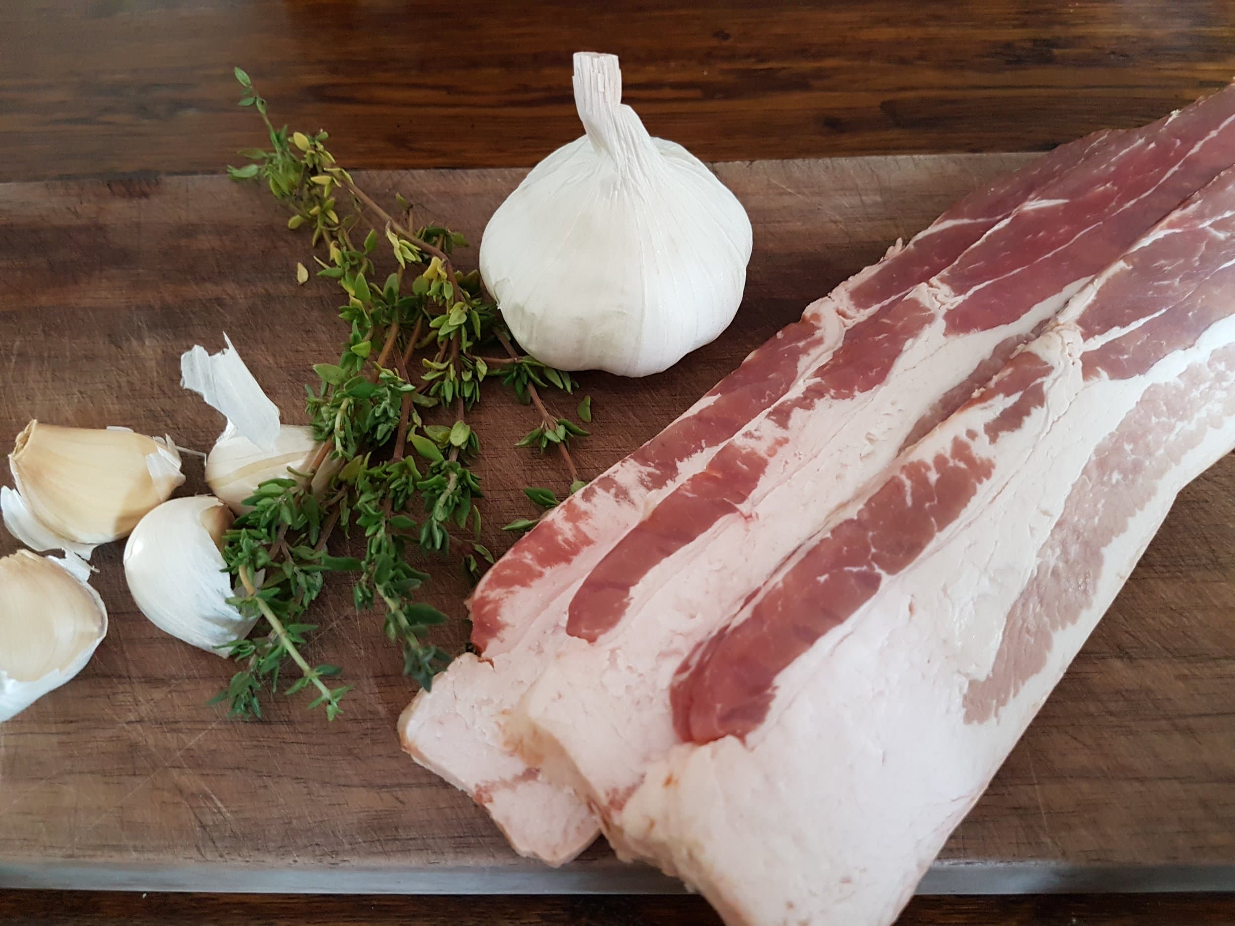 Ingredients for spicy mac n' cheese